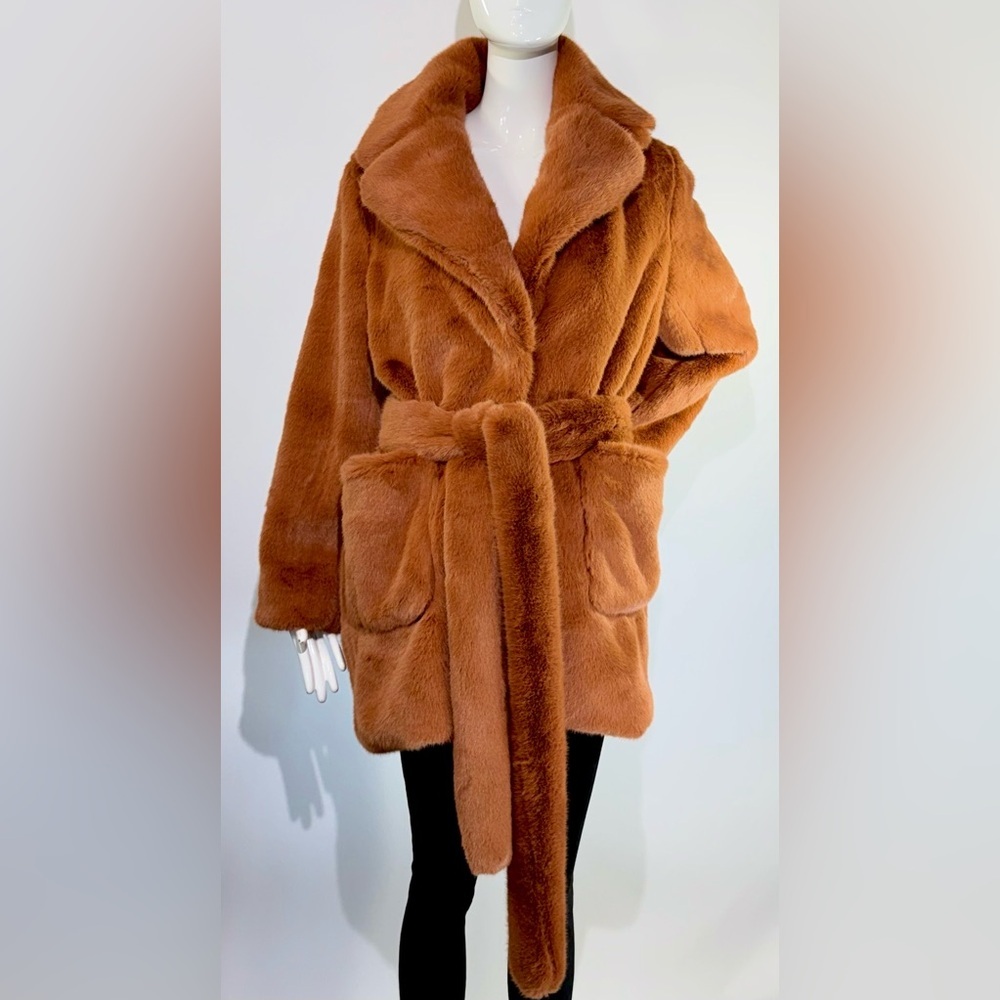 Etophe Studios RUST Faux Fur Lush Coat With Pockets Size: O/S NWOT - Picture 4 of 10